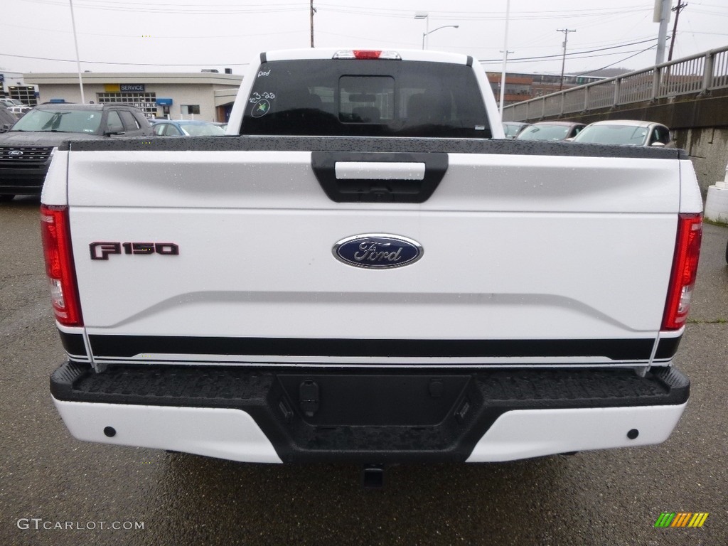 2017 F150 XLT SuperCab 4x4 - Oxford White / Black Special Edition Package photo #3