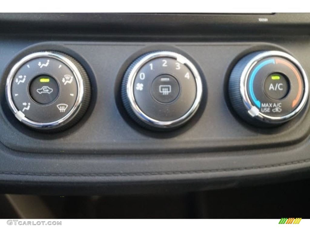 2017 RAV4 LE - Black Current Metallic / Black photo #13