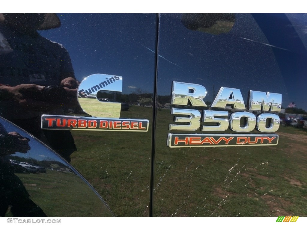 2017 Ram 3500 Limited Mega Cab 4x4 Dual Rear Wheel Marks and Logos Photo #119726227