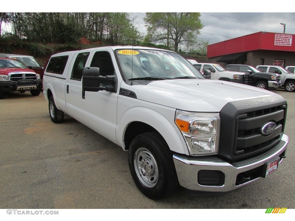 2013 F250 Super Duty XL Crew Cab - Oxford White / Steel photo #3