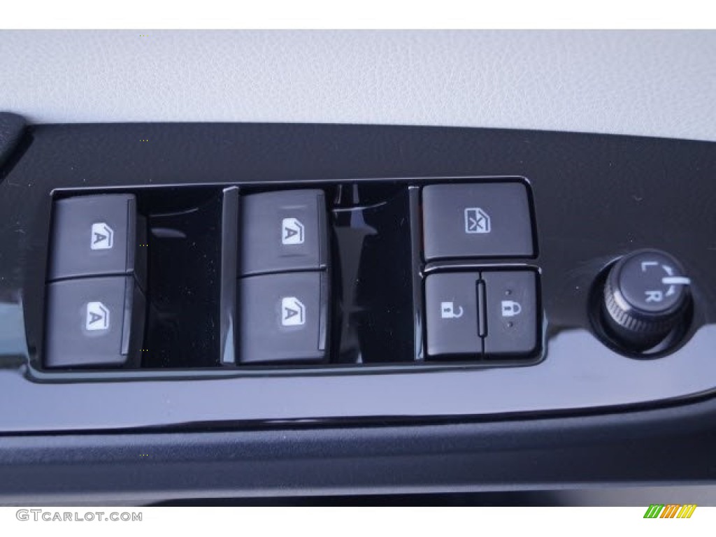 2017 Toyota Prius Prius Four Touring Controls Photo #119728774