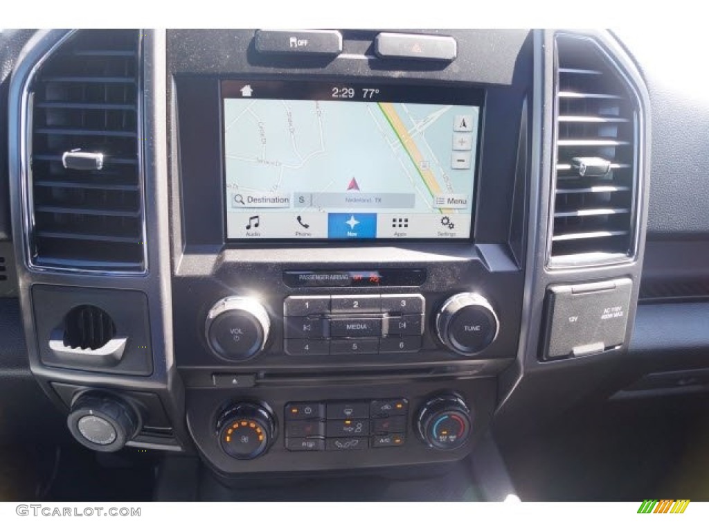 2017 F150 XLT SuperCrew - Oxford White / Black photo #14