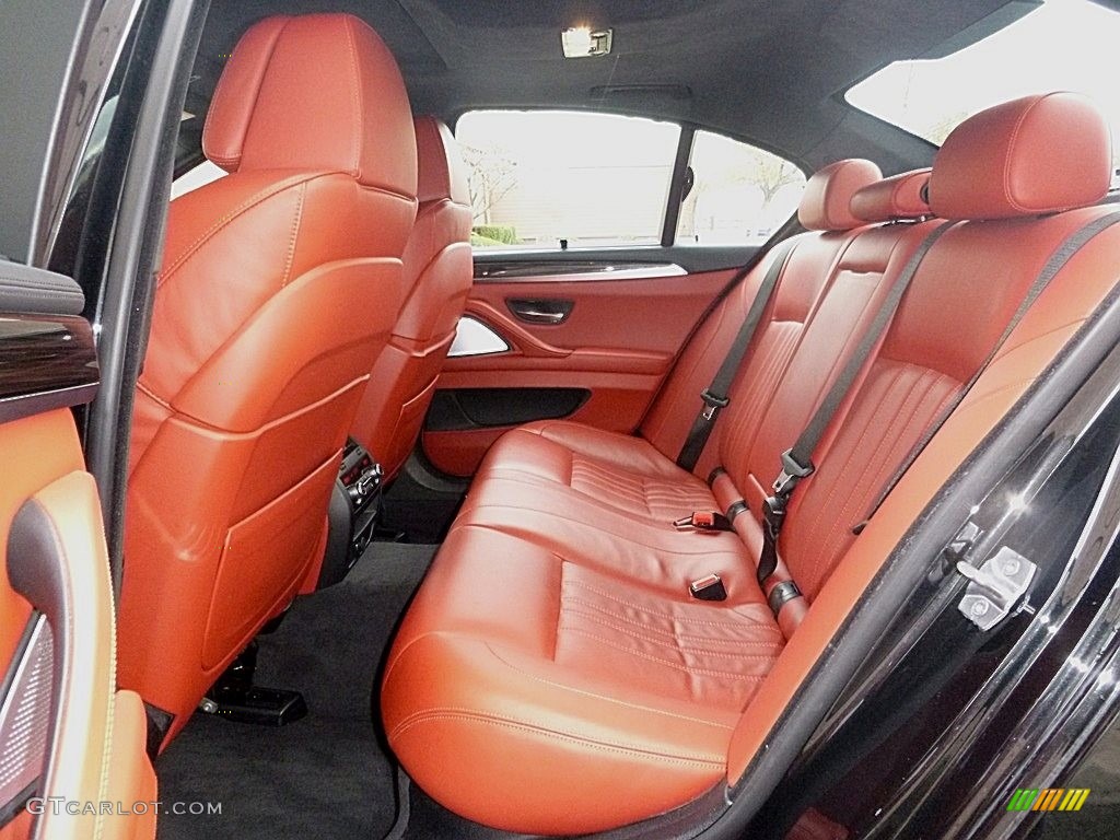 2015 BMW M5 Sedan Rear Seat Photo #119732482