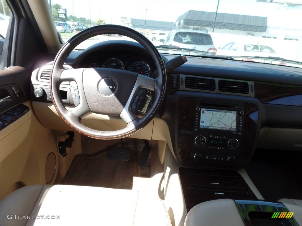 2013 Yukon Denali - Champagne Silver Metallic / Cocoa/Light Cashmere photo #15