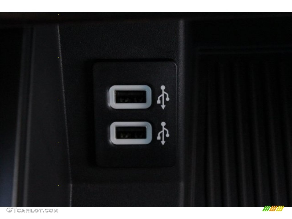 2017 F150 Lariat SuperCrew - Race Red / Earth Gray photo #19