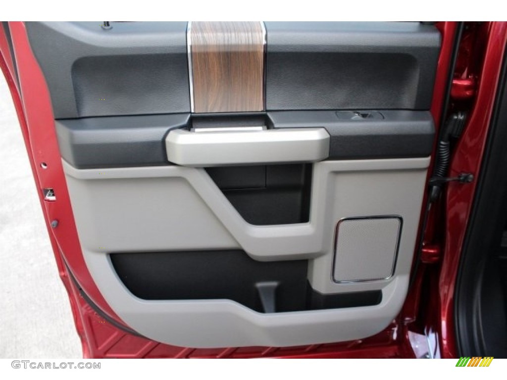 2017 F150 Lariat SuperCrew - Race Red / Earth Gray photo #23
