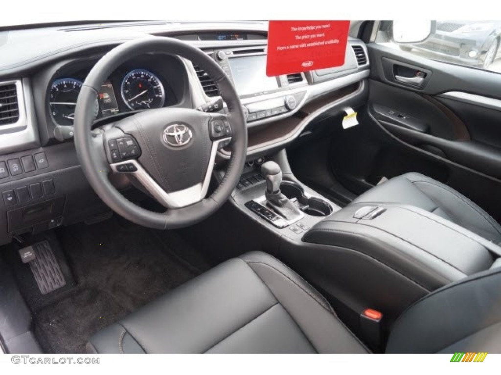 Black Interior 2017 Toyota Highlander XLE Photo #119738152