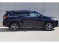 Midnight Black Metallic - Highlander LE Photo No. 2