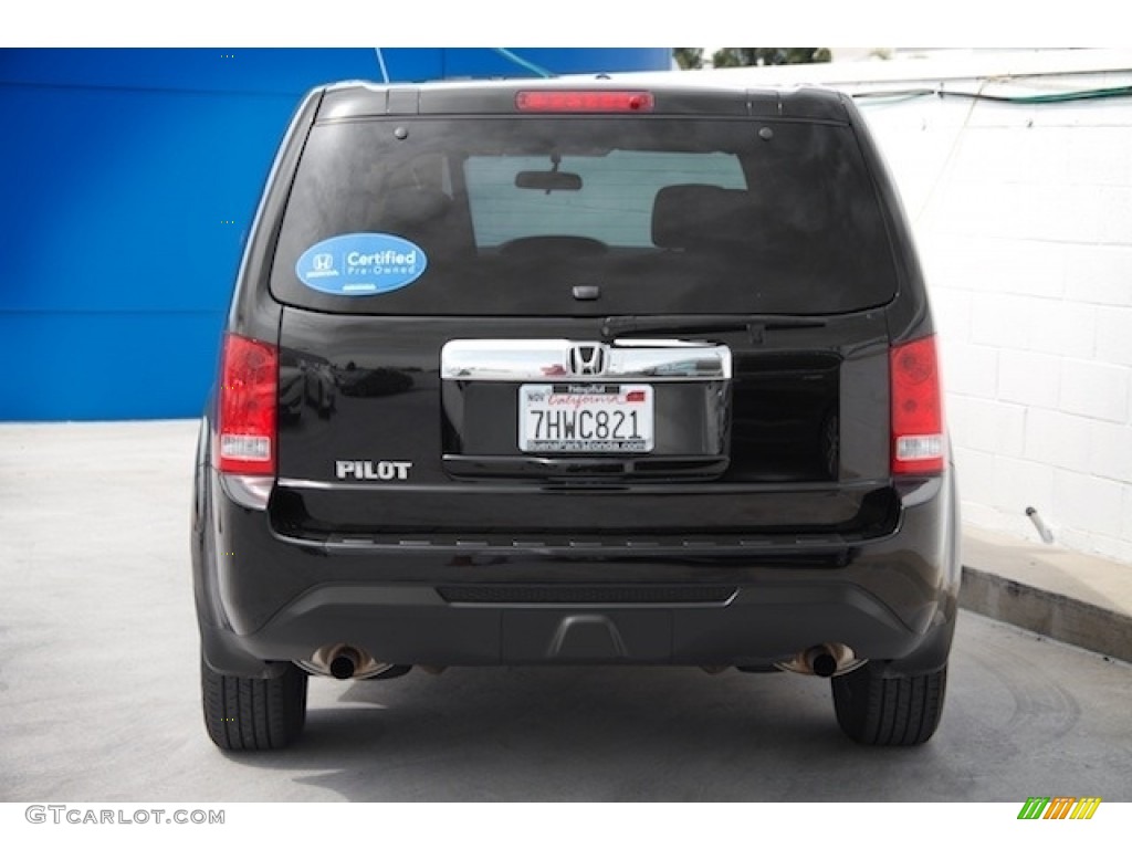 2015 Pilot LX - Crystal Black Pearl / Gray photo #9