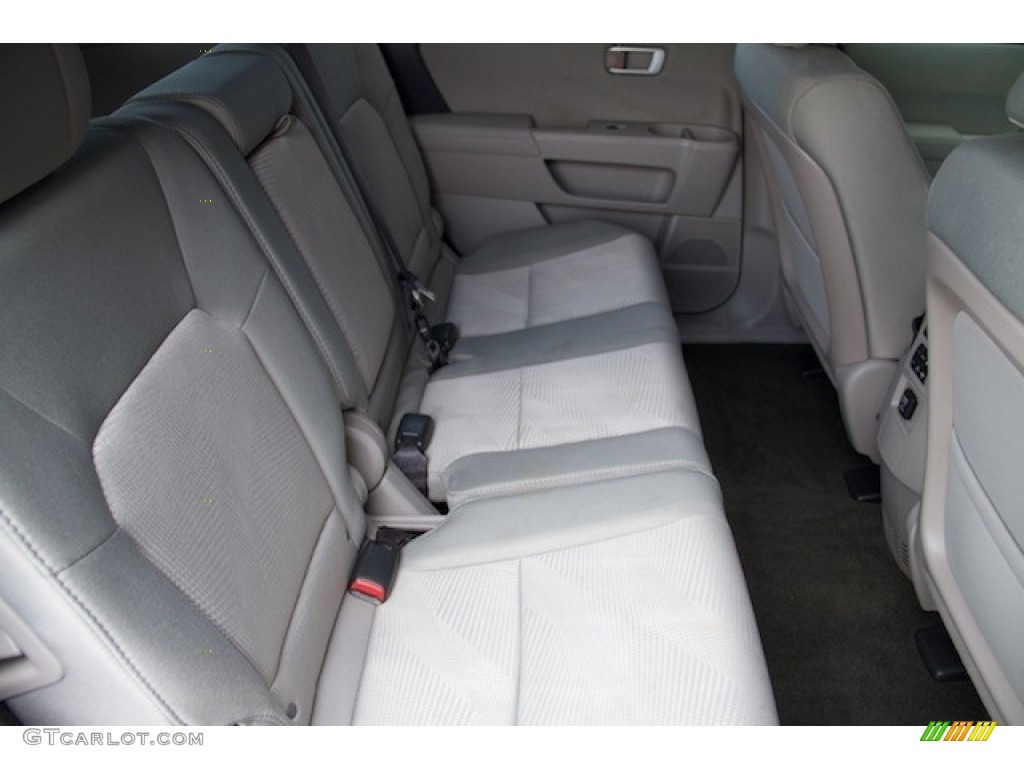 2015 Pilot LX - Crystal Black Pearl / Gray photo #16