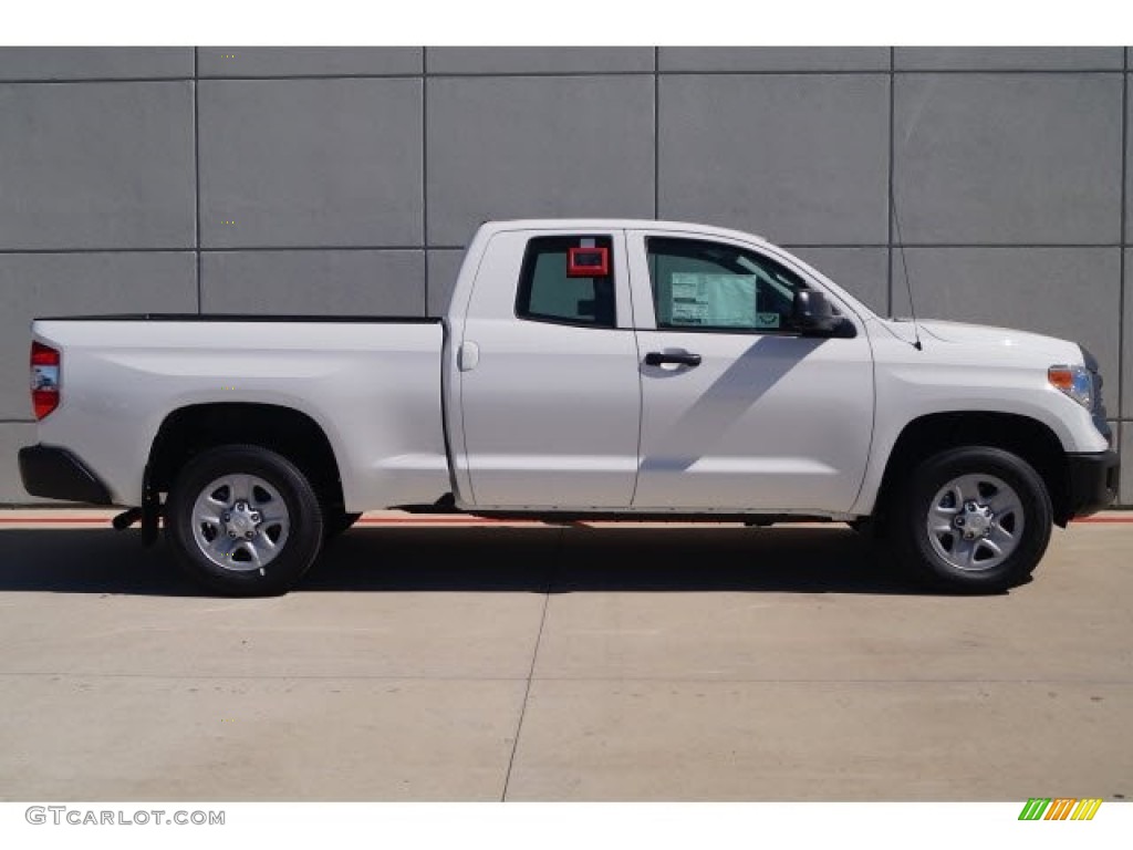 2017 Tundra SR Double Cab 4x4 - Super White / Graphite photo #2