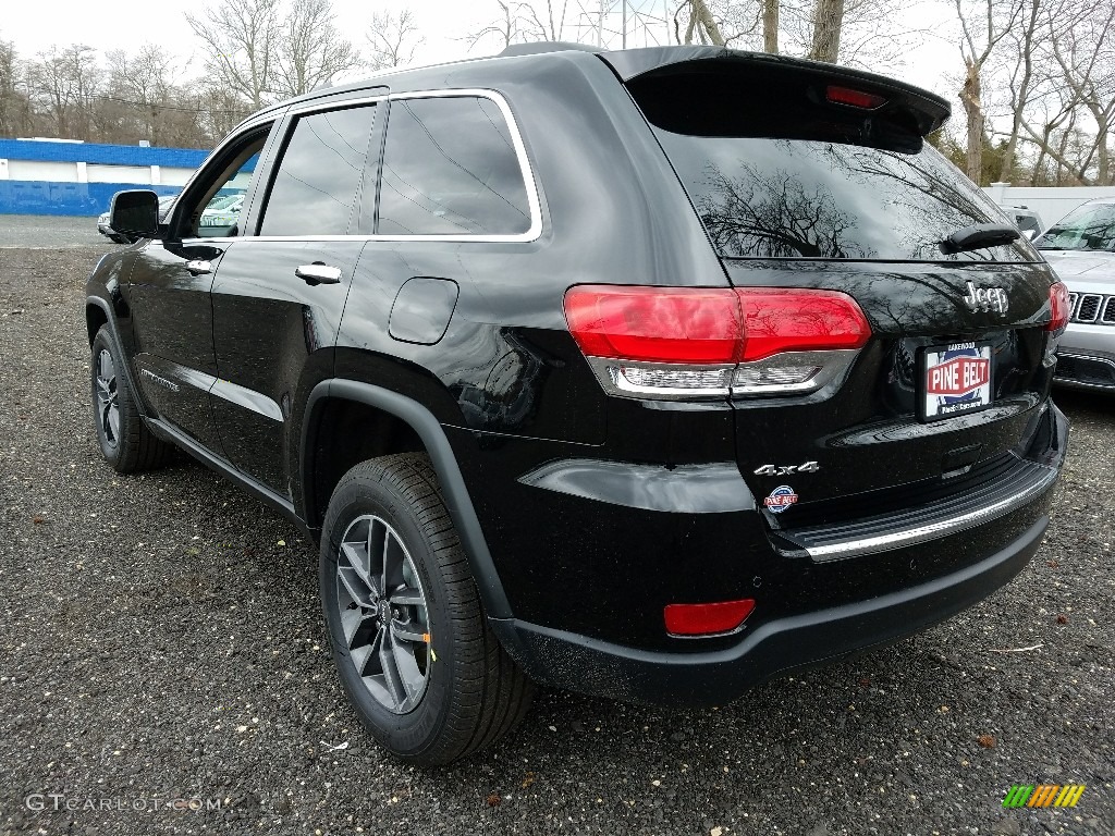 2017 Grand Cherokee Limited 4x4 - Diamond Black Crystal Pearl / Black/Light Frost Beige photo #4