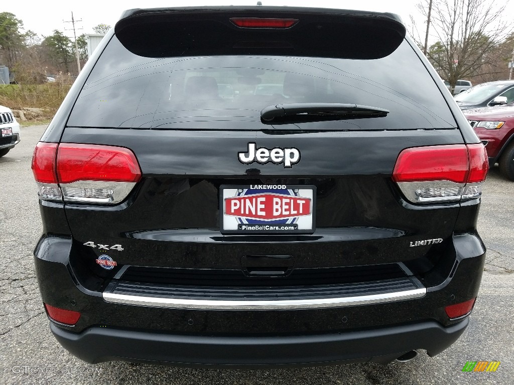 2017 Grand Cherokee Limited 4x4 - Diamond Black Crystal Pearl / Black photo #5