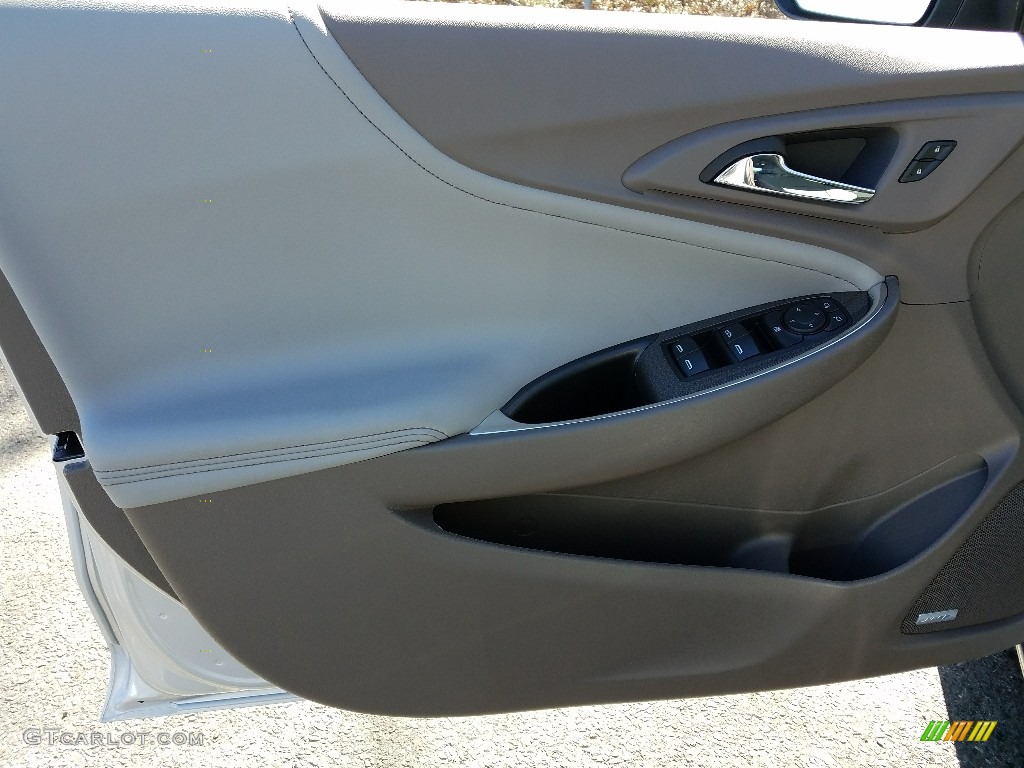 2017 Malibu LT - Silver Ice Metallic / Dark Atmosphere/Medium Ash Gray photo #6