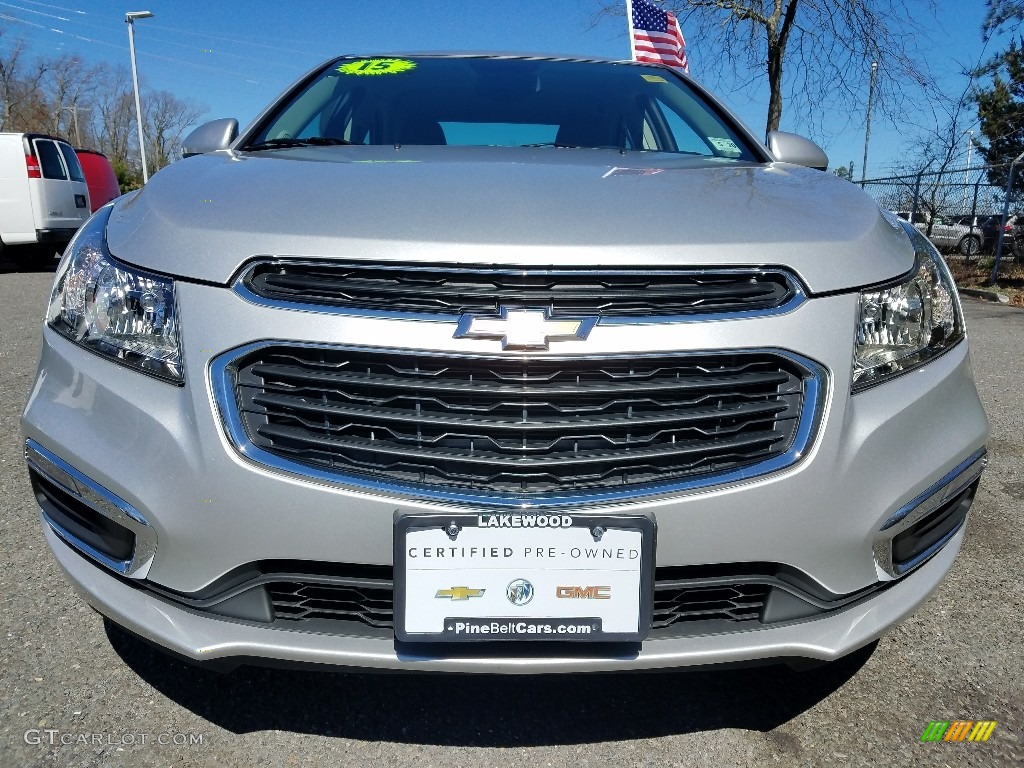 2015 Cruze LT - Silver Ice Metallic / Jet Black/Medium Titanium photo #2