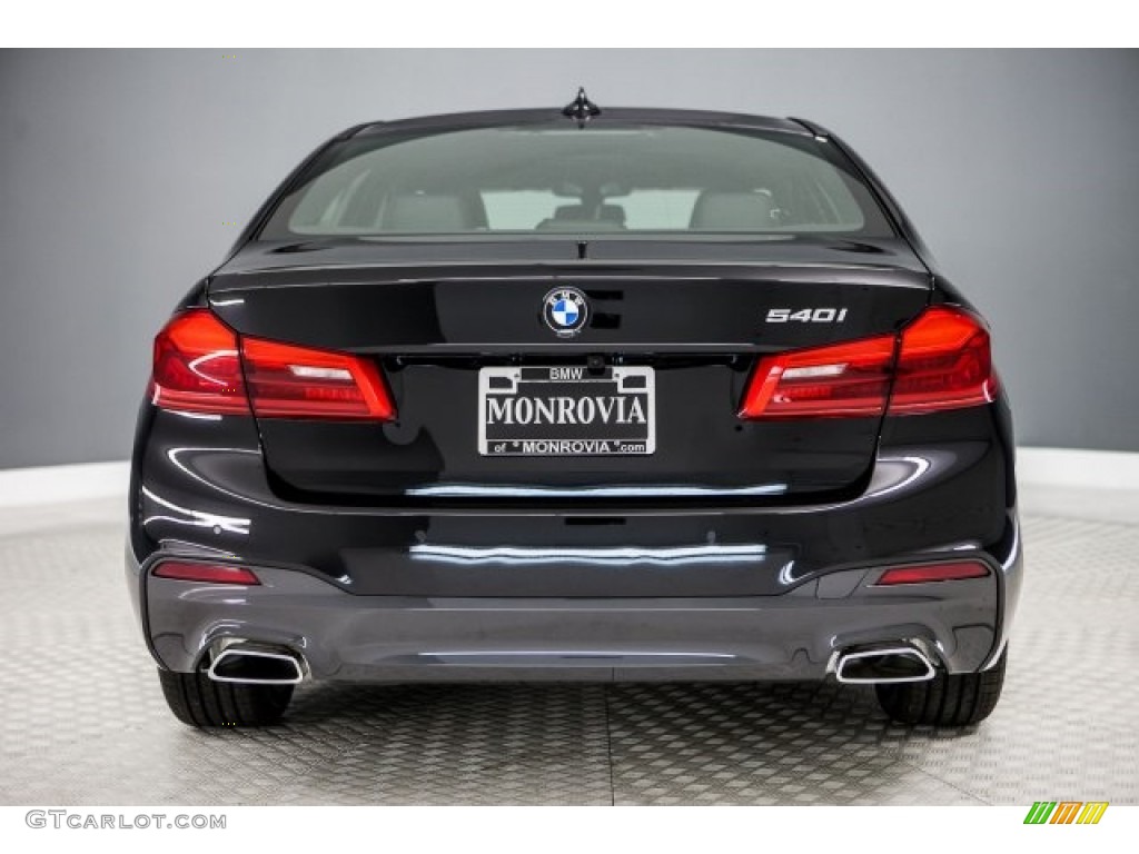 2017 5 Series 540i Sedan - Black Sapphire Metallic / Black photo #4