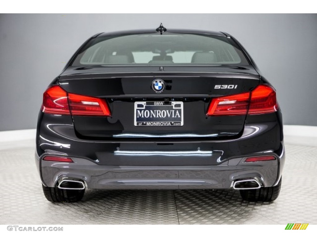 2017 5 Series 530i Sedan - Black Sapphire Metallic / Black photo #4