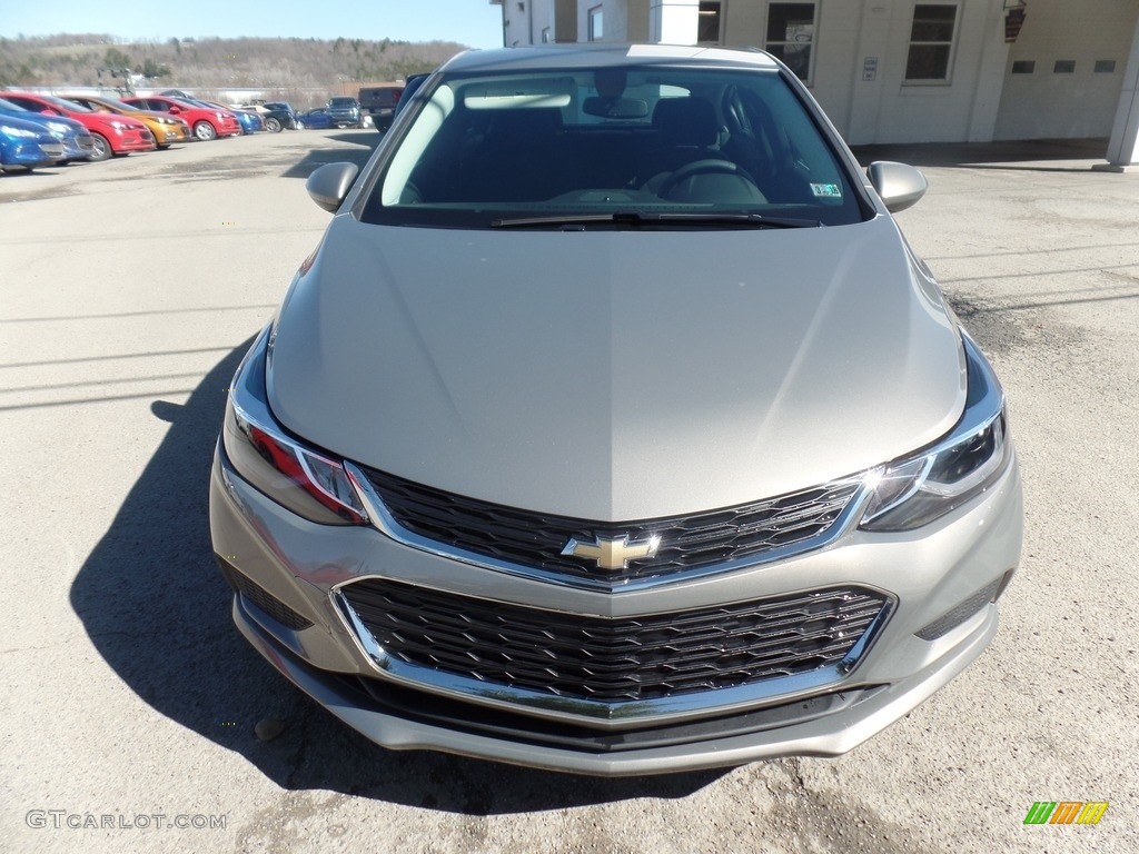 2017 Cruze LT - Pepperdust Metallic / Jet Black photo #2