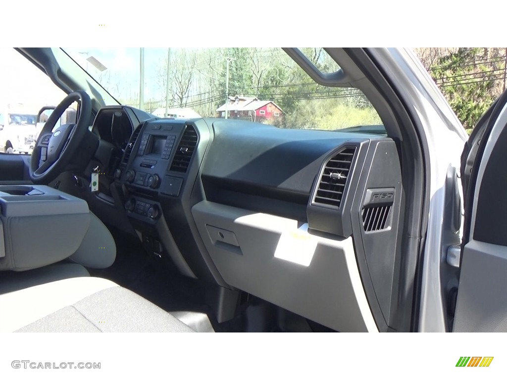 2017 F150 XL Regular Cab 4x4 - Ingot Silver / Earth Gray photo #21