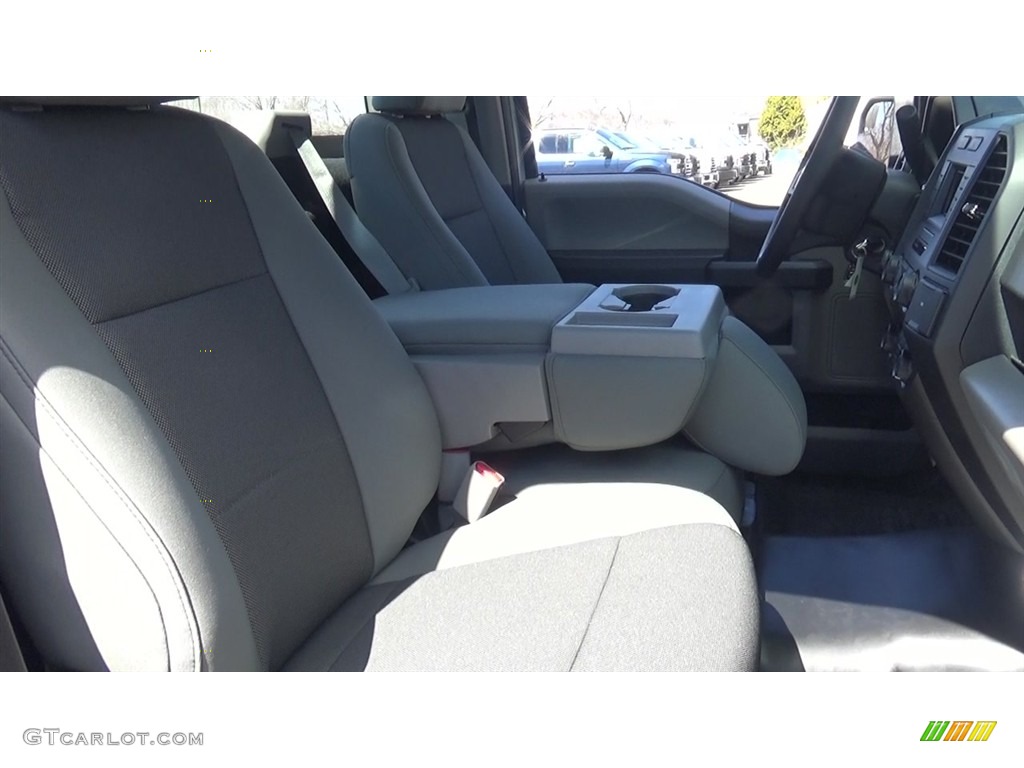 2017 F150 XL Regular Cab 4x4 - Ingot Silver / Earth Gray photo #22
