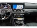 Black - E 300 Sedan Photo No. 8