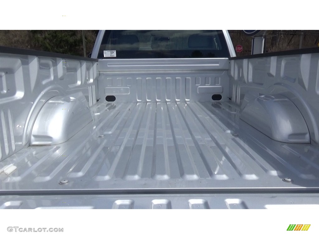 2017 F150 XL Regular Cab 4x4 - Ingot Silver / Earth Gray photo #19