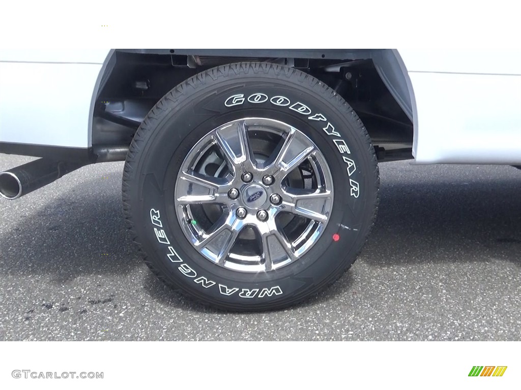 2017 F150 XLT SuperCab 4x4 - Oxford White / Earth Gray photo #22