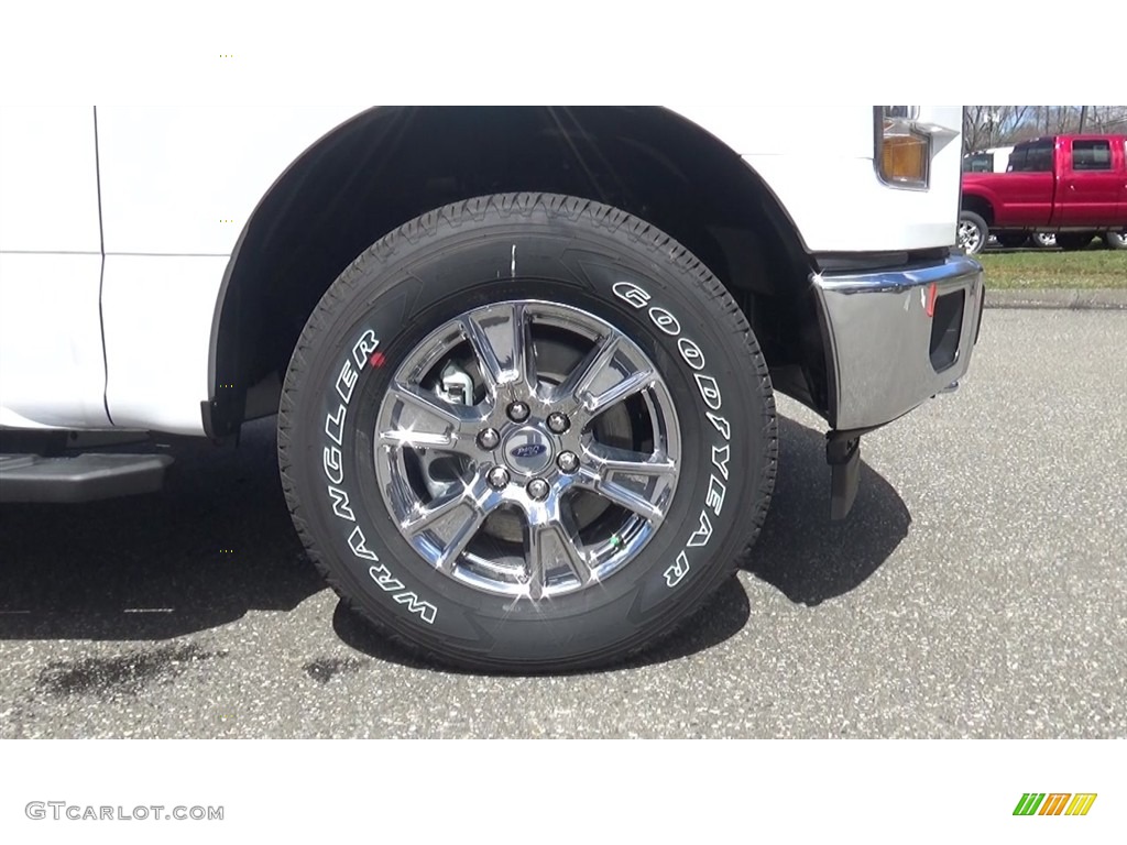 2017 F150 XLT SuperCab 4x4 - Oxford White / Earth Gray photo #26