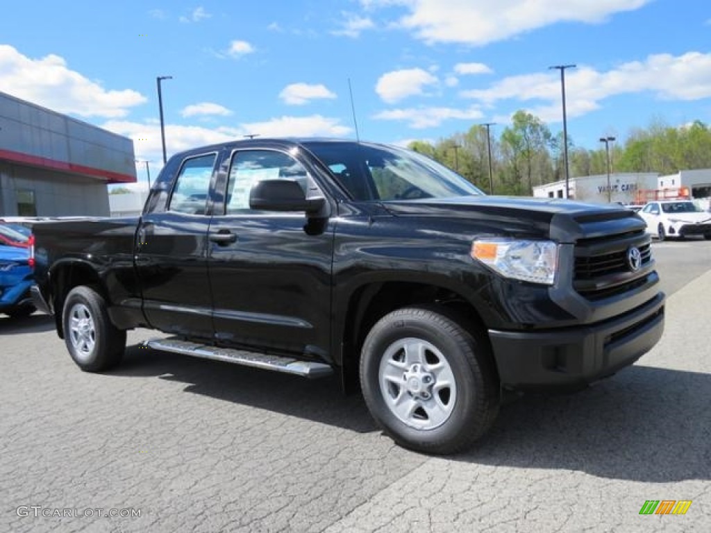 Midnight Black Metallic Toyota Tundra