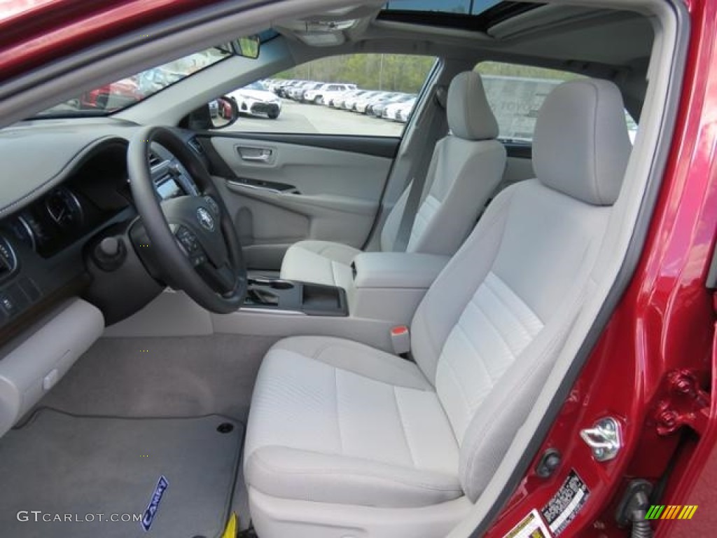2017 Toyota Camry LE Front Seat Photo #119770145