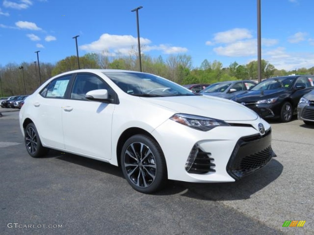 2017 Corolla SE - Blizzard Pearl / Black photo #1