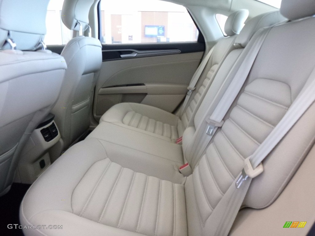 2014 Fusion SE - Sunset / Dune photo #8