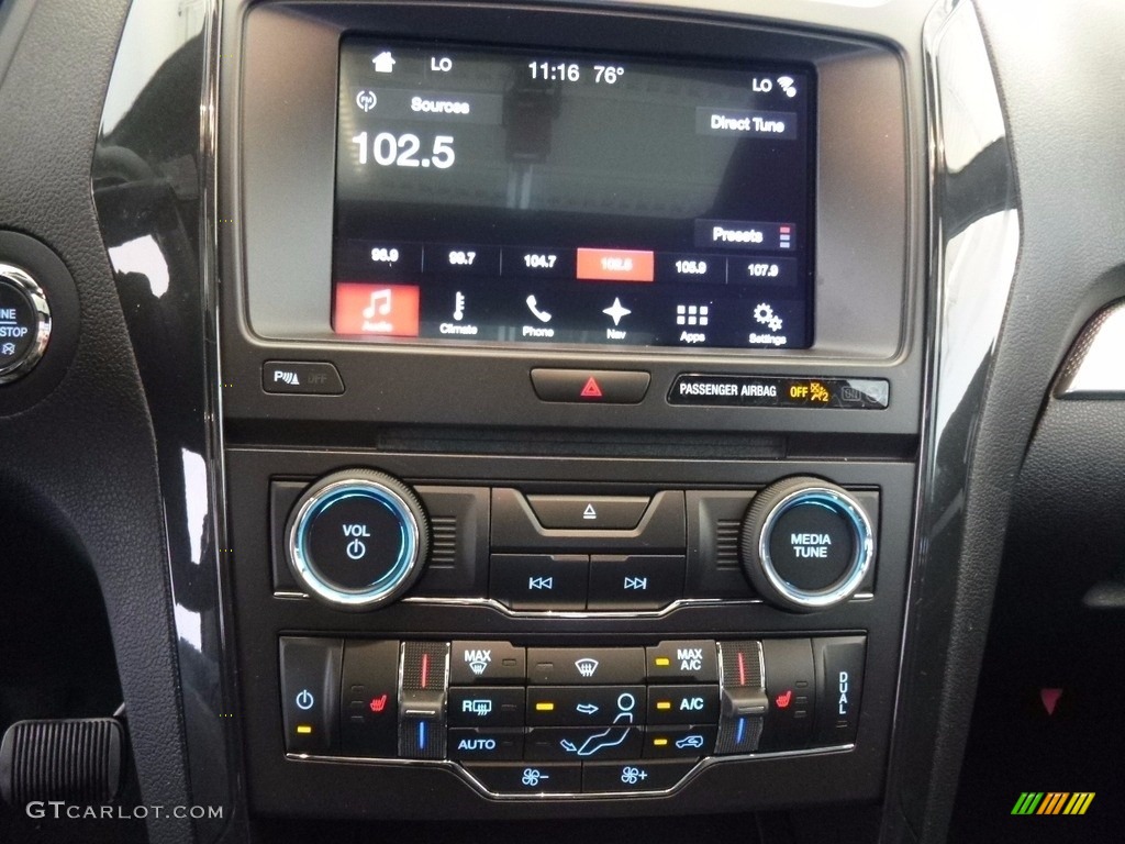 2017 Explorer XLT 4WD - Ingot Silver / Ebony Black photo #15