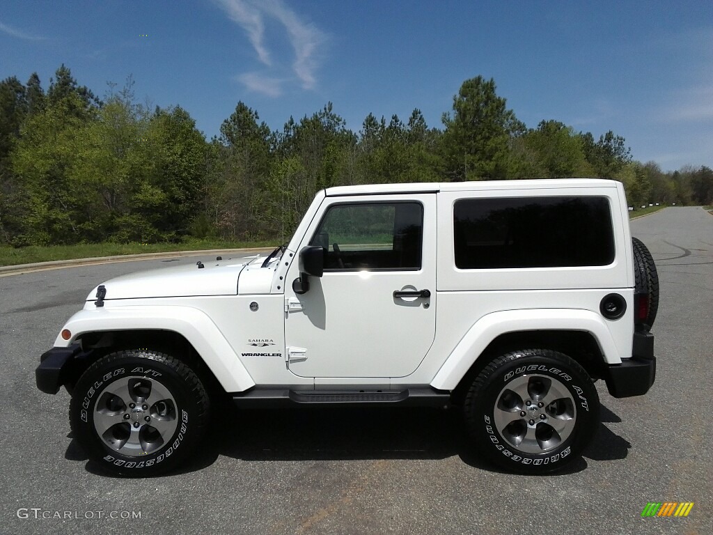 2017 Wrangler Sahara 4x4 - Bright White / Black/Dark Saddle photo #1