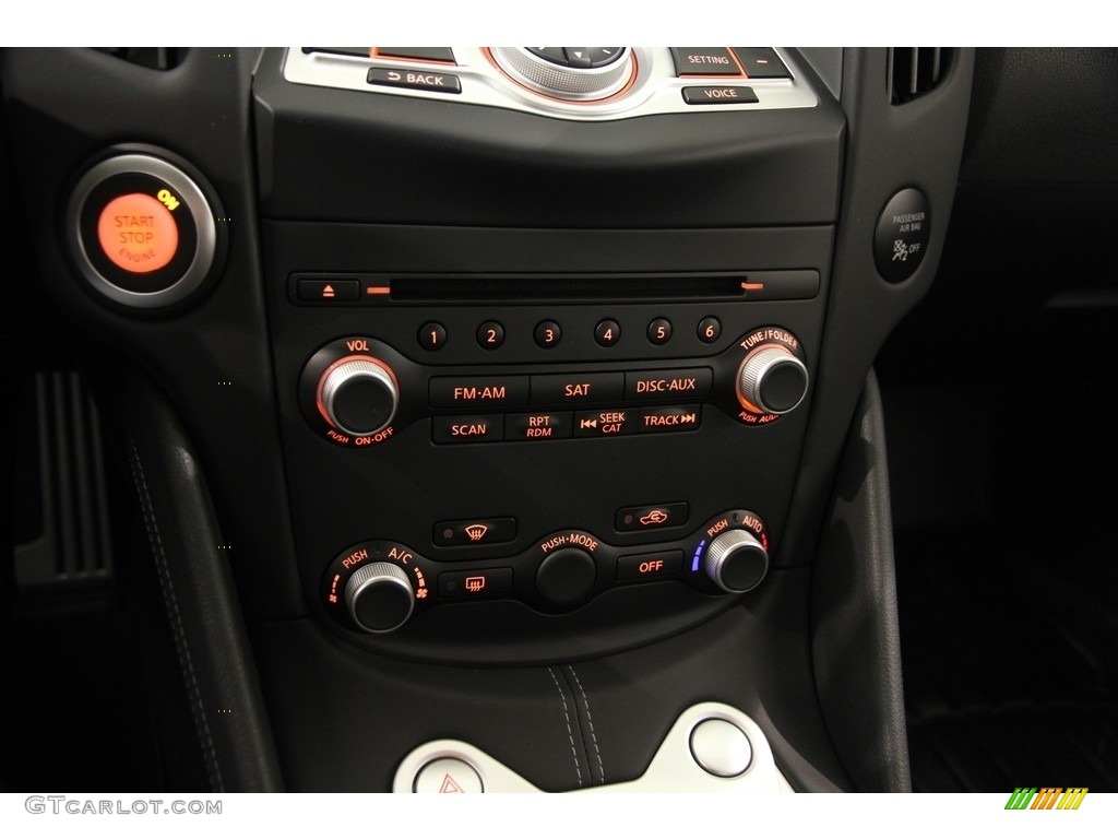 2016 Nissan 370Z Touring Coupe Controls Photo #119779366