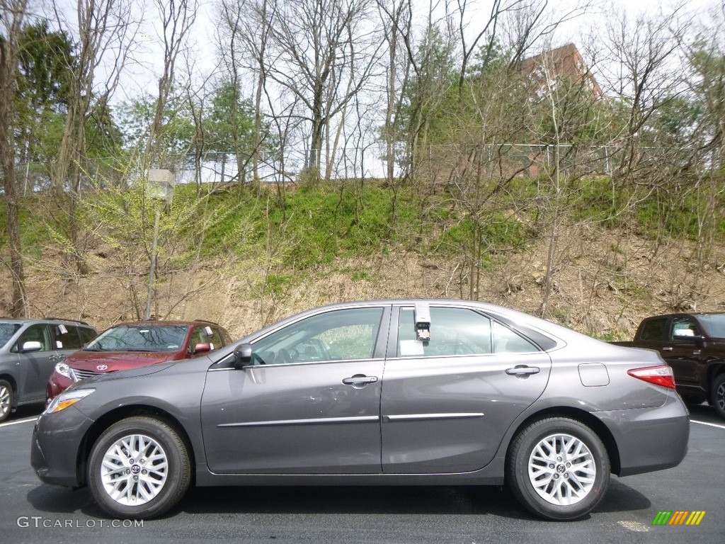 Predawn Gray Mica 2017 Toyota Camry LE Exterior Photo #119780242