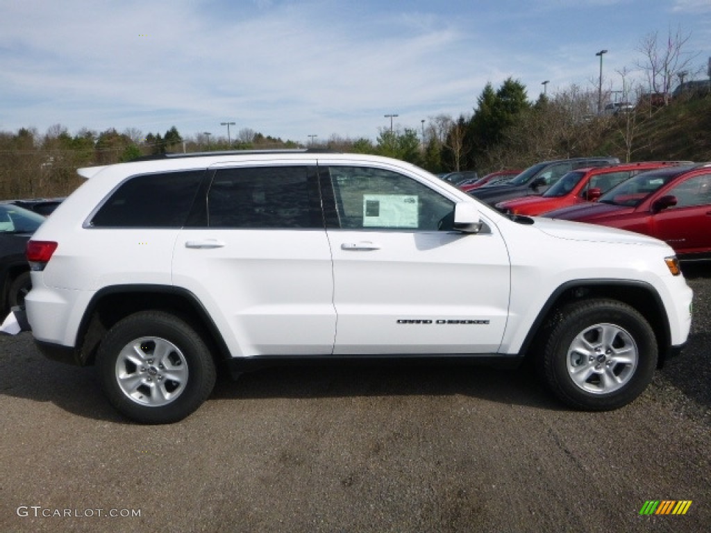 2017 Grand Cherokee Laredo 4x4 - Bright White / Black photo #7