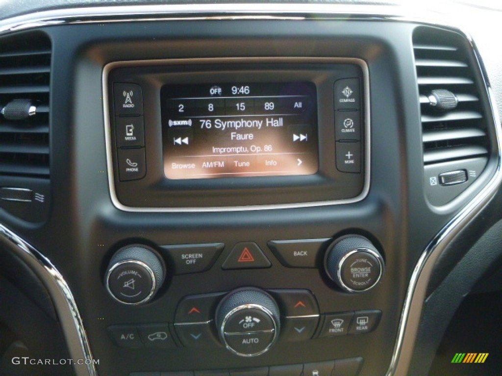 2017 Grand Cherokee Laredo 4x4 - Bright White / Black photo #16