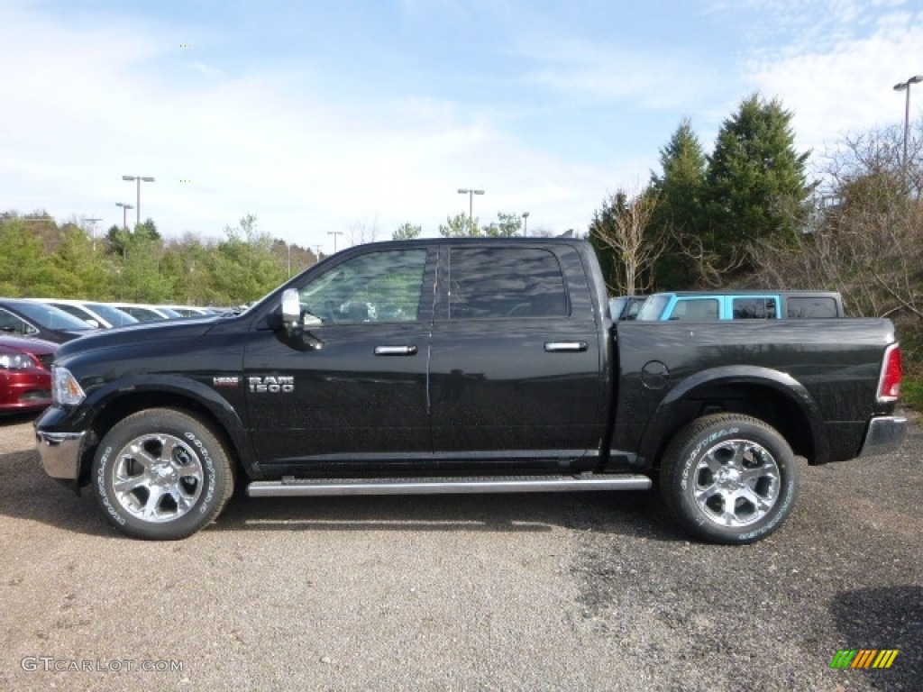 Brilliant Black Crystal Pearl 2017 Ram 1500 Laramie Crew Cab 4x4 Exterior Photo #119782846