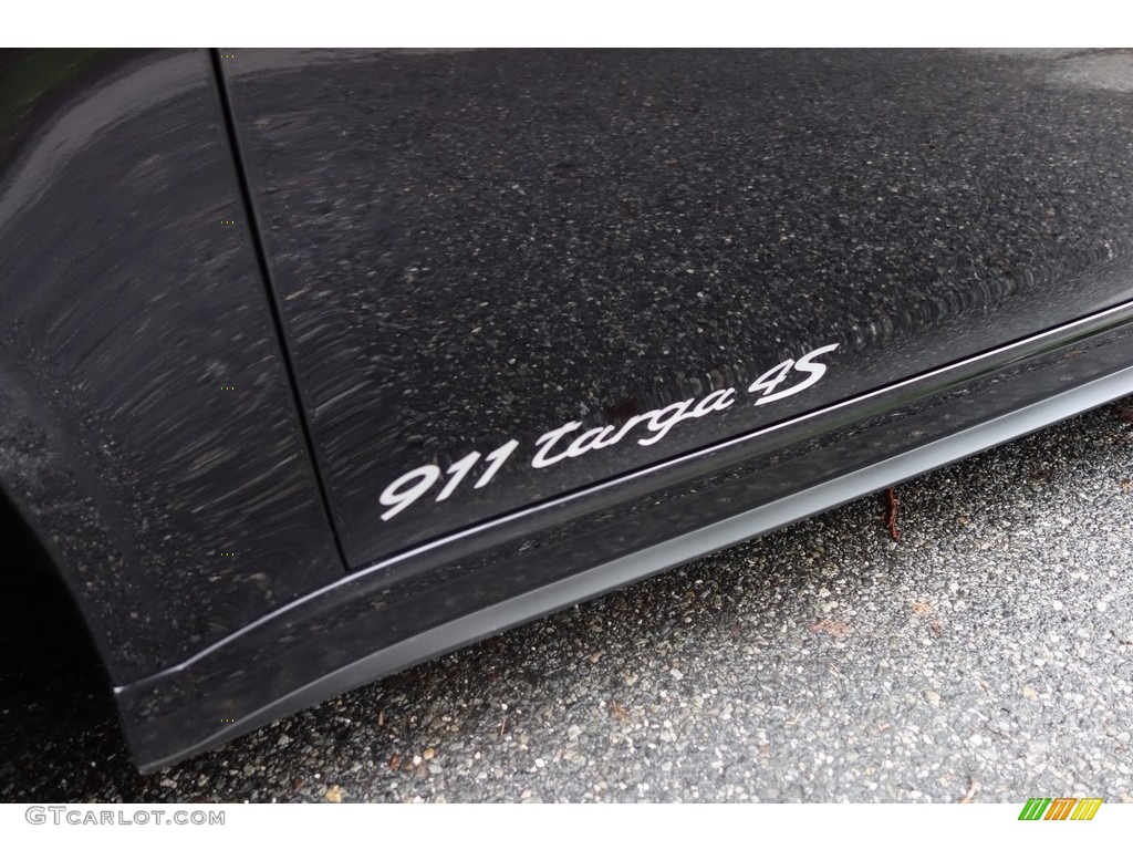 2015 Porsche 911 Targa 4S Marks and Logos Photo #119785153
