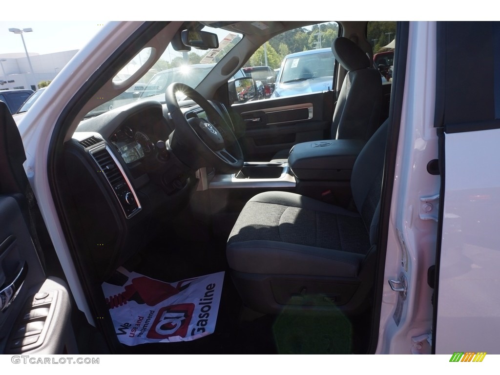 2017 1500 Big Horn Crew Cab - Bright White / Black/Diesel Gray photo #7