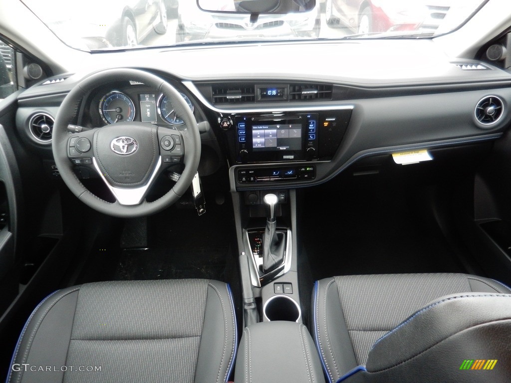 2017 Corolla SE - Galactic Aqua Mica / Black photo #4