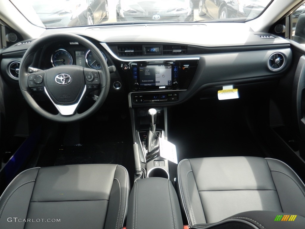 2017 Corolla XLE - Classic Silver Metalic / Black photo #4
