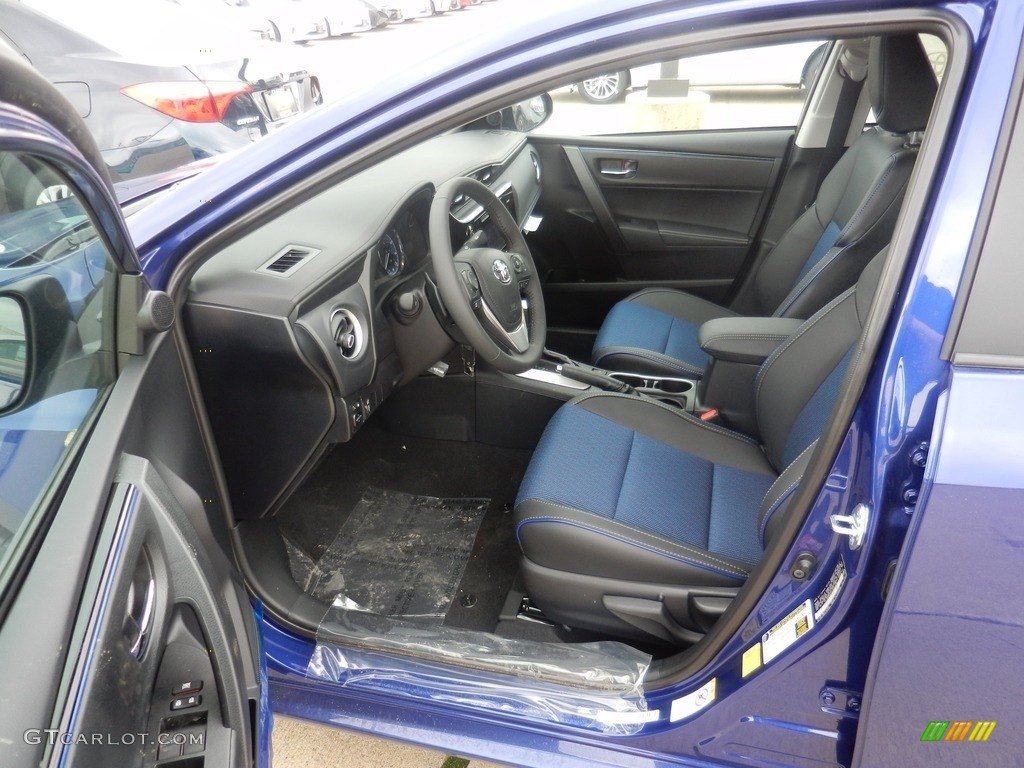 Vivid Blue Interior 2017 Toyota Corolla SE Photo #119795261