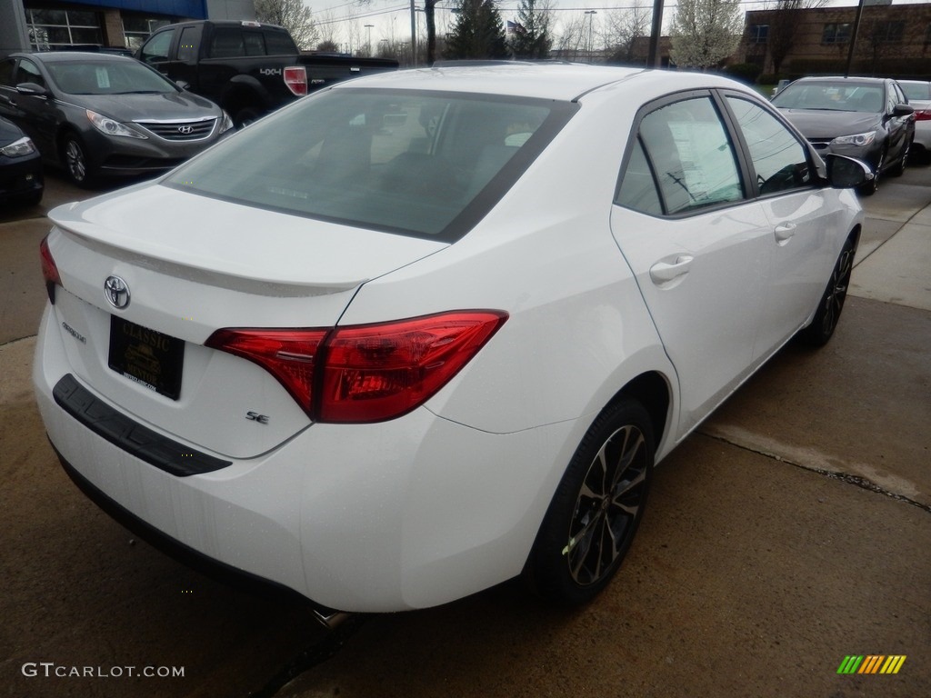 2017 Corolla SE - Super White / Black photo #2