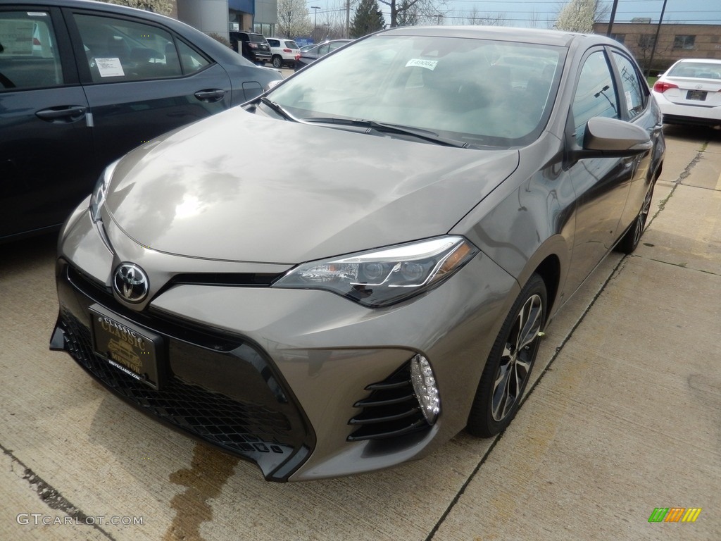 2017 Corolla SE - Falcon Gray Metallic / Black photo #1