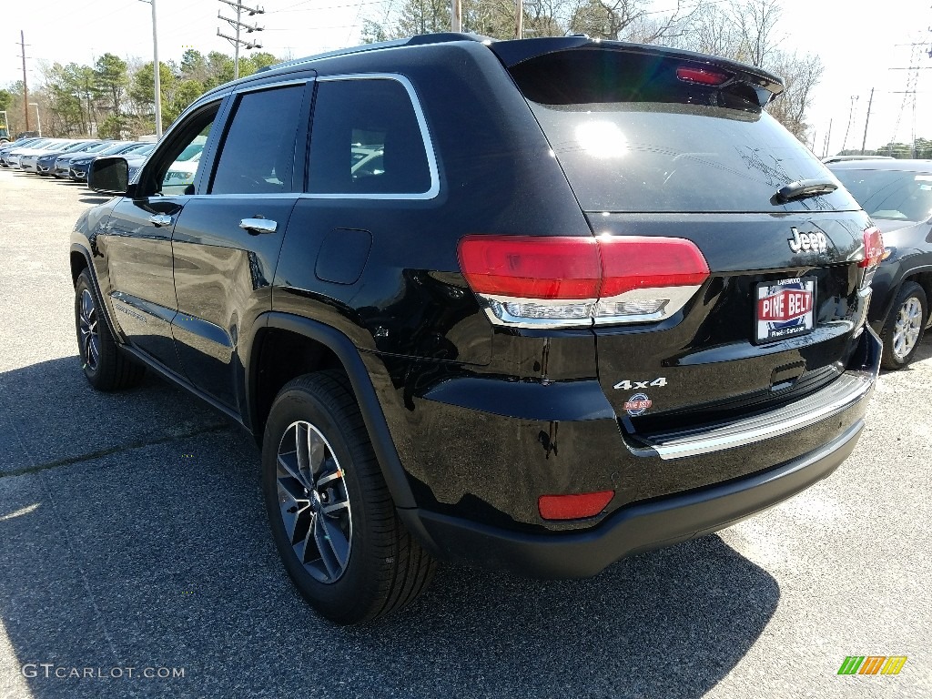 2017 Grand Cherokee Limited 4x4 - Diamond Black Crystal Pearl / Black photo #4