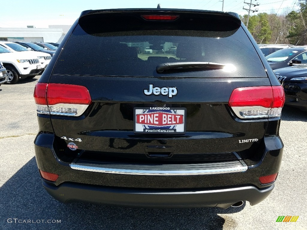 2017 Grand Cherokee Limited 4x4 - Diamond Black Crystal Pearl / Black photo #5