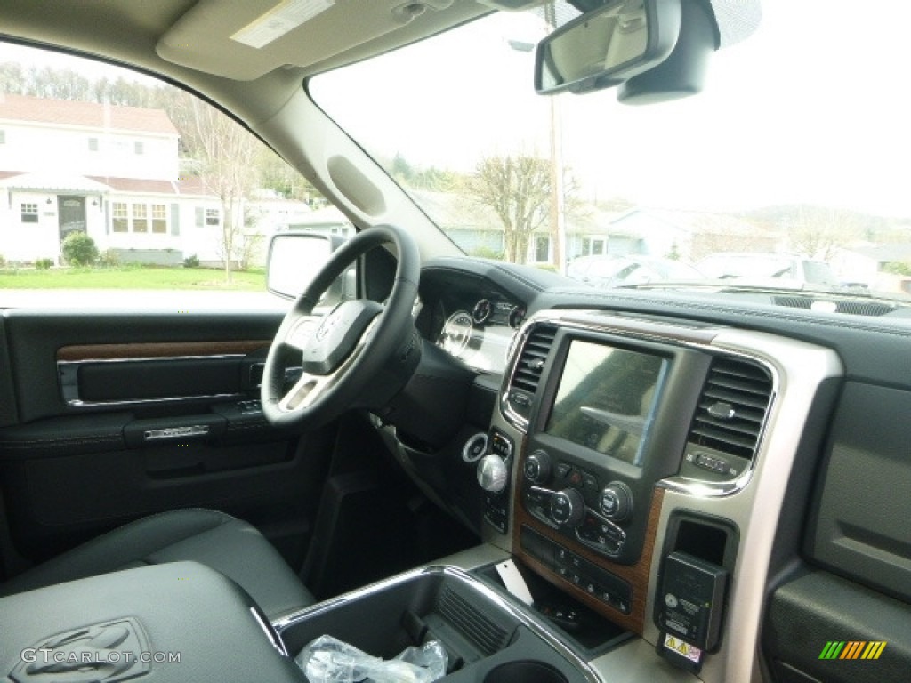 2017 1500 Laramie Crew Cab 4x4 - Pearl White / Black photo #11