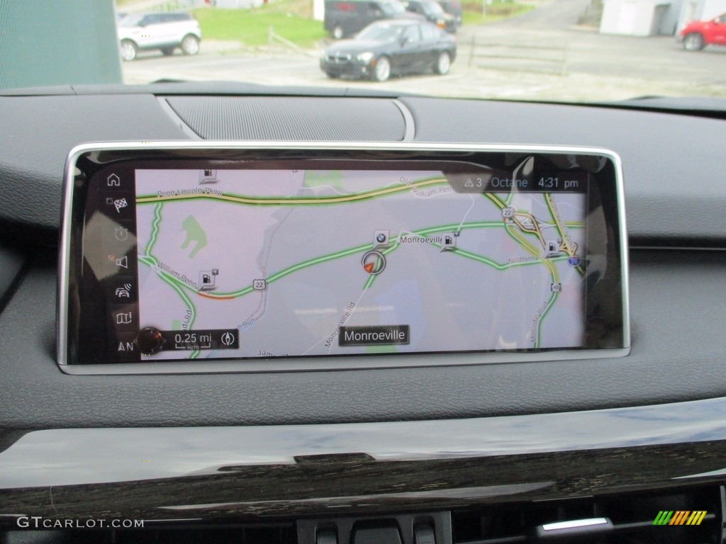 2017 BMW X5 xDrive35d Navigation Photos
